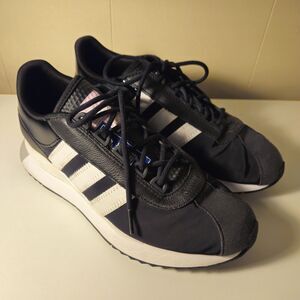 Size 8 Adidas Andridge Core Black Two Tag Athletic Sneaker